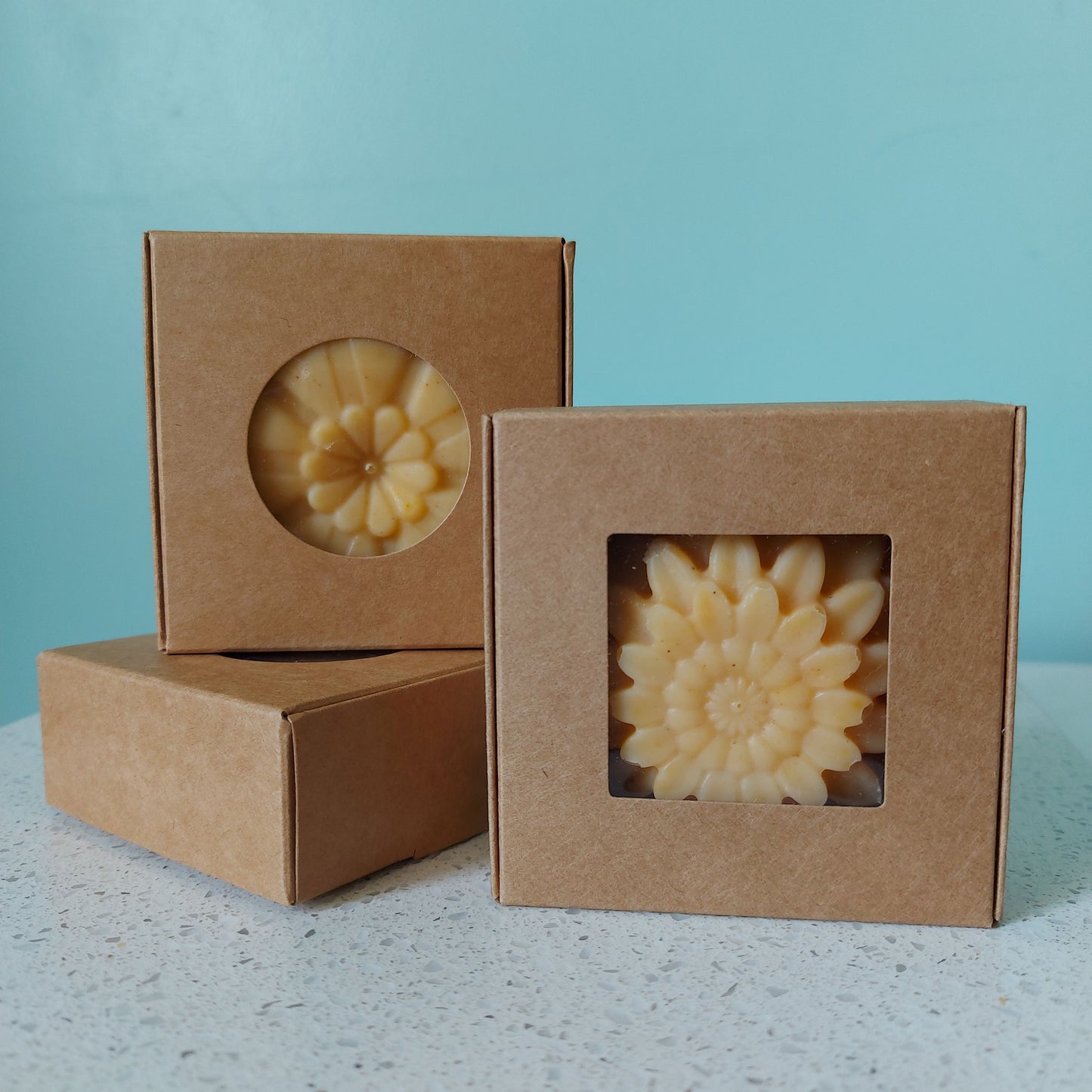Savon Fleur d'oranger en forme de fleur, savon à froid hydratant, en boite cadeau, cadeau fête de mères, cadeau maîtresse, ILELI