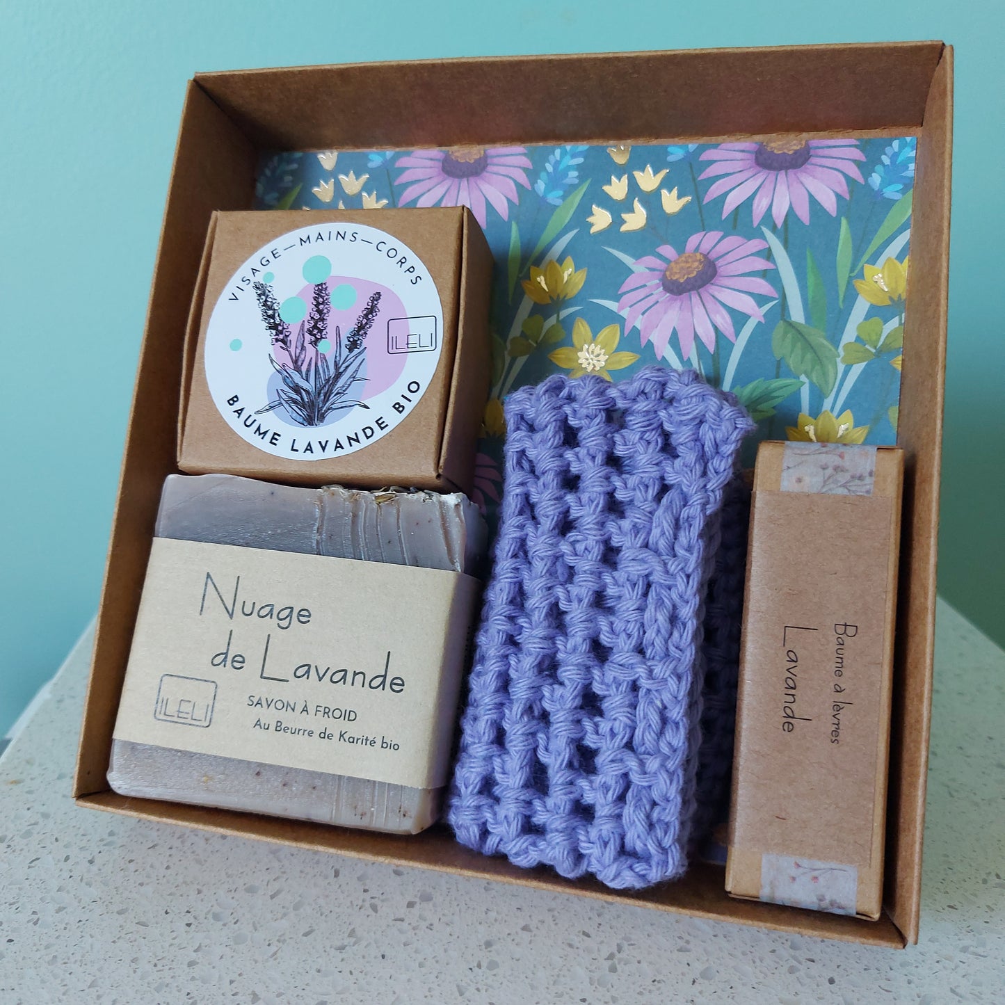Coffret Cadeau Lavande vrai, soins artisanaux au lavande bio : Savon, Crème, Baume