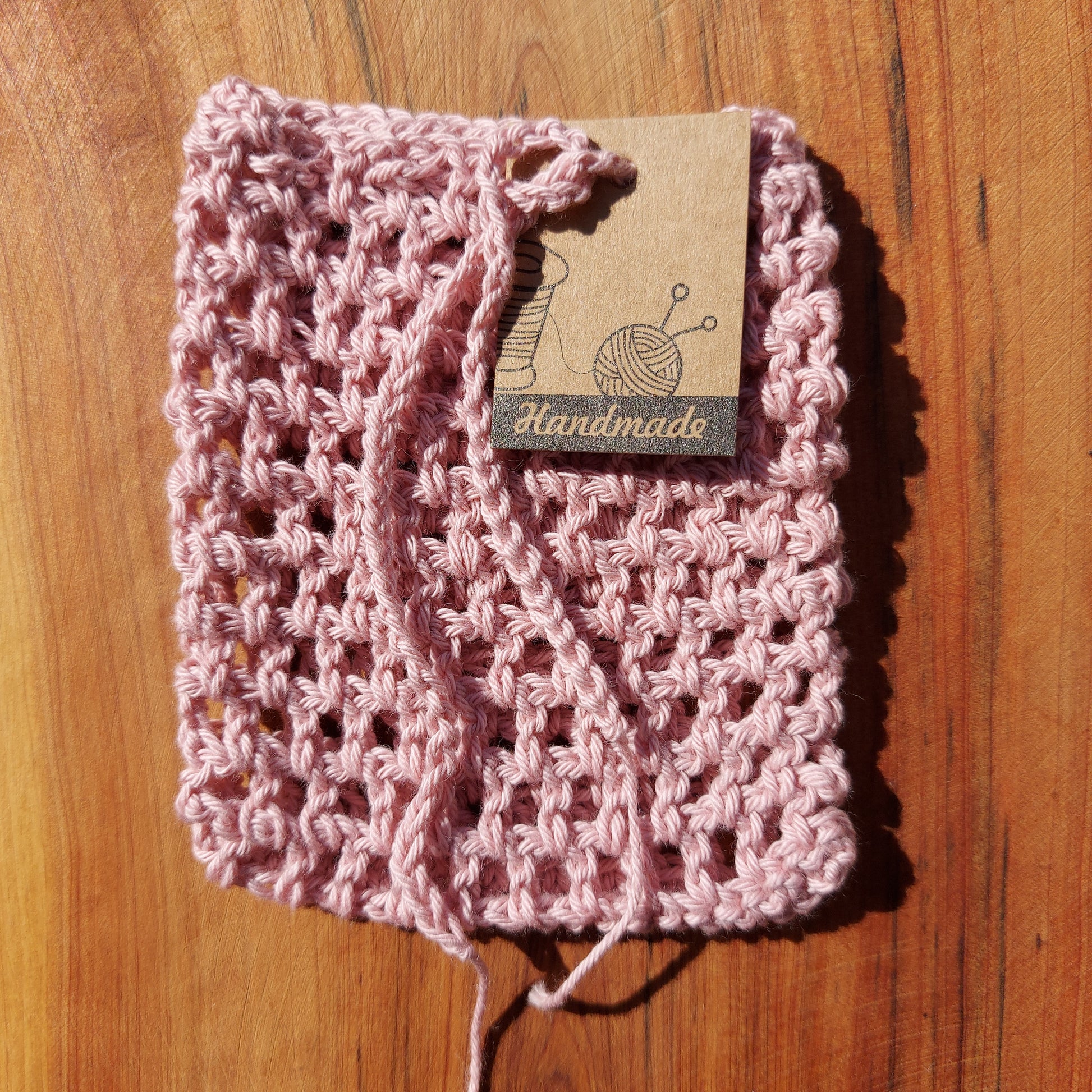 Sac à savon style grand-mère, coloris rose poudre, tout doux pour salle de bain zero dechet, ILELI savons solide Orsay
